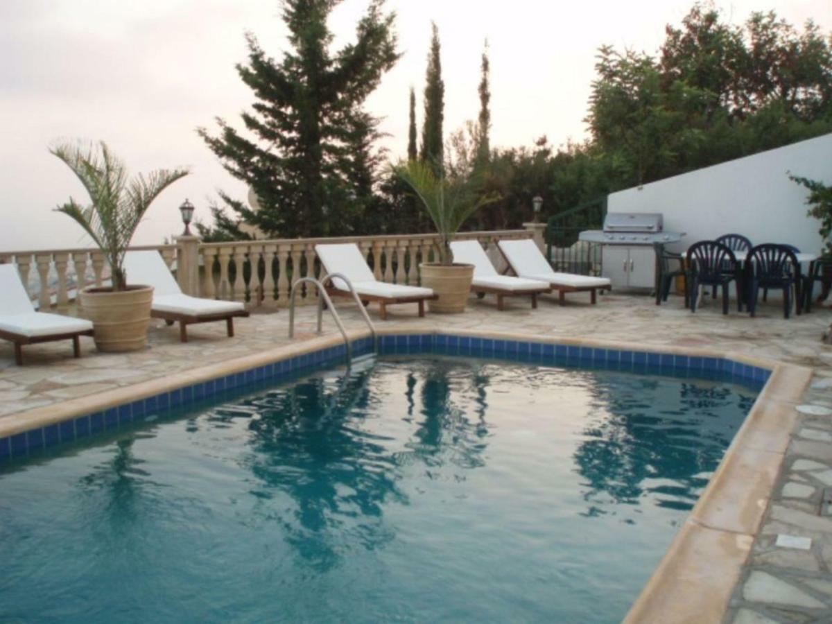 Villa Aphrodite Пейя Екстер'єр фото